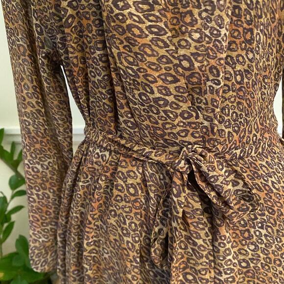 Victoria's Secret Animal Leopard Print SEXY Short pockets! Robe one Size S, M, L - Picture 3 of 13